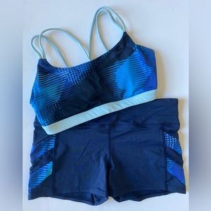 MEDIUM 2pcs Blue Print Training Gym Sport Bra and Shorts